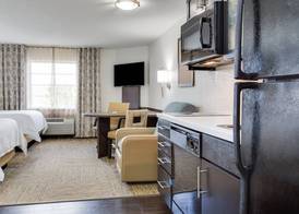 Candlewood Suites FT. LAUDERDALE AIRPORT/CRUISE by IHG 5