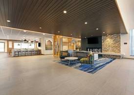 Fairfield Inn & Suites by Marriott Milwaukee Brookfield 3