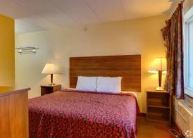 I-80 Inn & Suites 5