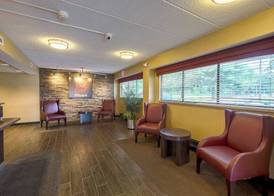Red Roof Inn PLUS+ West Springfield 5