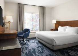 Fairfield Inn & Suites by Marriott Newark Liberty International Airport 5