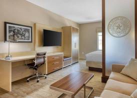 Best Western Bandera Suites & Saloon 5