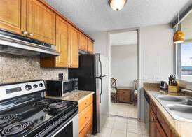 Waikiki Beach Condominiums 3