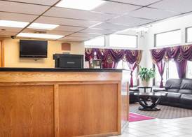 Econo Lodge Kansas City Downtown North 3