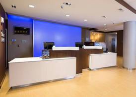 Fairfield Inn & Suites by Marriott Detroit Chesterfield 2