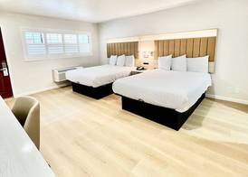 Nob Hill Motor Inn -Newly Updated Rooms! 3