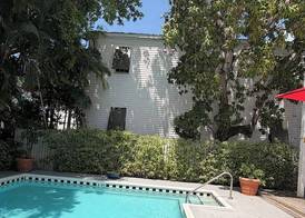 The Independent Inn 2