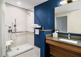 Fairfield Inn & Suites Hanford 4