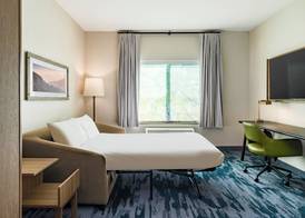 Fairfield Inn & Suites Hanford 5
