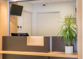 B&B HOTEL Marseille Aéroport Saint-Victoret 2