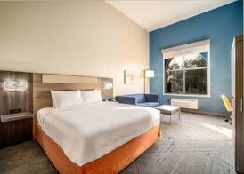 Holiday Inn Express & Suites PHOENIX - MESA WEST by IHG 4