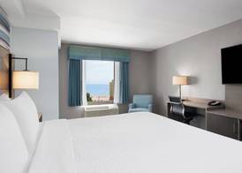 Garner Hotel Virginia Beach North by IHG 5