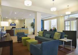 Days Inn & Suites by Wyndham Belmont 3