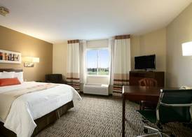 MainStay Suites Raleigh - Cary 5