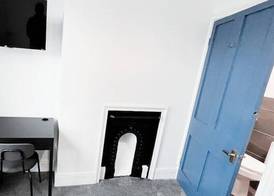 The Burford Hideaway 5