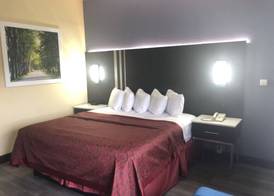 Days Inn by Wyndham Grove City Columbus South 4