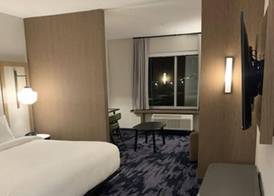 Fairfield Inn & Suites by Marriott Cleveland Tiedeman Road 5