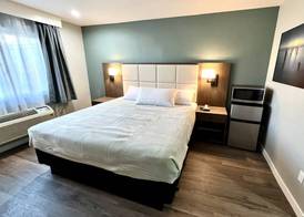 Lincoln Inn 4