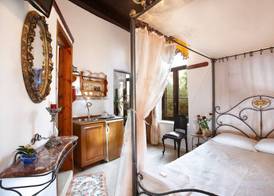 Archontiko Evgenia Studios & Suites Old Town Chania 5