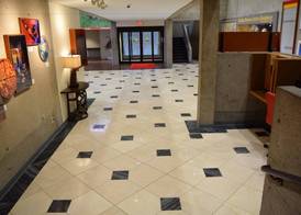 Gateway Hotel and Conference Center 2