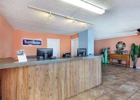 Americana Inn a Travelodge by Wyndham 4