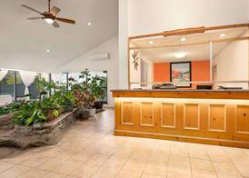 Howard Johnson by Wyndham Gravenhurst 3
