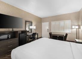Best Western Plus Park Place Inn - Mini Suites 5