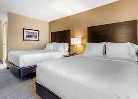 The Capitol Hotel 5