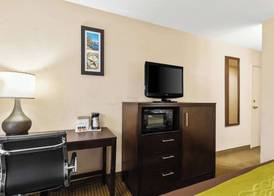 Sonesta Essential NW Houston 4