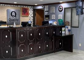 Quality Inn Merriam Kansas City 2
