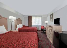 Days Inn by Wyndham Kansas City International Airport 5