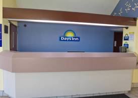 Days Inn by Wyndham Blue Springs 2