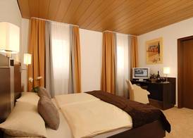 Adler Hotel Garni 3