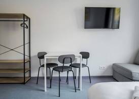 Apartmenthaus Berlin Neukölln 4