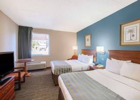 Baymont by Wyndham Bartonsville Poconos 4