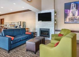 Comfort Inn & Suites Cincinnati Uptown Clifton 2