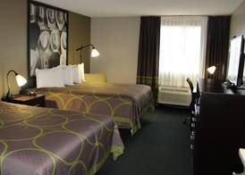 Super 8 by Wyndham Victoria/North/Mall Area 5