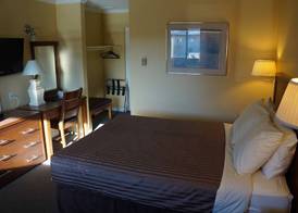 Westward Inn & Suites 4