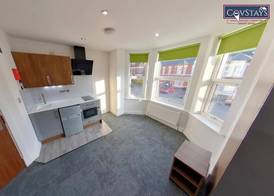 Victoria House by CovStays 4