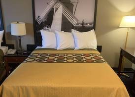 Sutton Suites Hotel 4