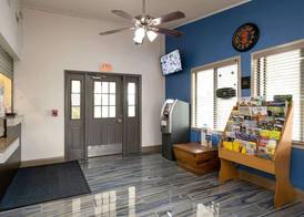 Suburban Studios Mentor - Cleveland Northeast 2