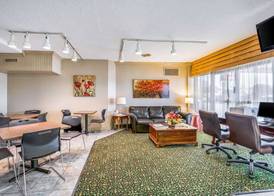 Econo Lodge Corinth 2