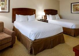 Maverick Hotel and Casino by Red Lion Hotels 3