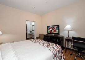 Red Roof Inn Hartselle 4