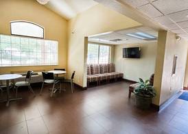Travelodge by Wyndham Arlington/Dallas Area 2