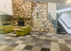 Ramada by Wyndham Stevens Point 5