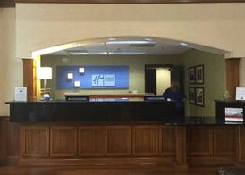 Holiday Inn Express & Suites CONOVER (HICKORY AREA) by IHG 2