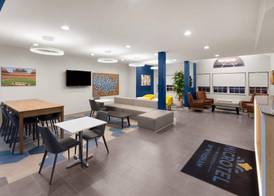Microtel Inn and Suites Baton Rouge Airport 2