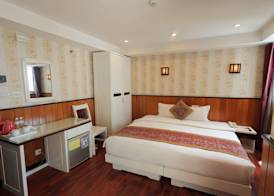 Golden Rain 2 Hotel Nha Trang Beach 5