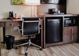 Comfort Inn & Suites Tobago 3